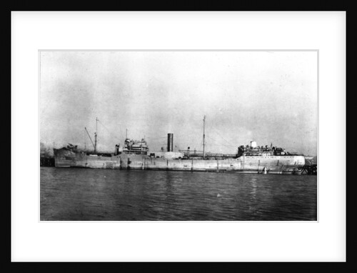 The 'Empire Emerald' (Br, 1941) at quayside by unknown