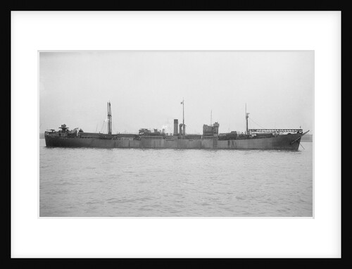 'Empire Heath' (Br, 1941), at anchor by unknown