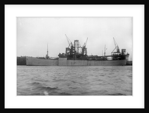 'Essex Lance' (Br, 1918) at quayside, under a coal hoist. by unknown