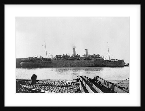 'Otranto' (Br, 1925), at quayside as a troopship by unknown