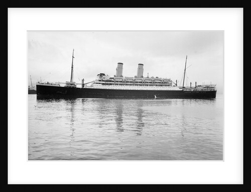 Photograph of 'Oronsay' (1925) at quayside, Tilbury on 24th January 1925 by unknown