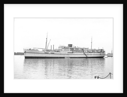 The 'Dunera' (Br, 1937) at anchor, probably in Southampton Water by unknown