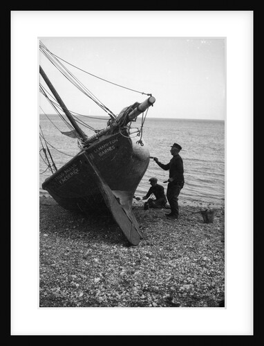 'Miss Nellie' ashore by Unknown