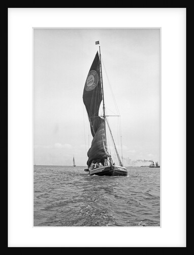 'Youngarth' (Br, 1913) Under sail coming up to Southampton by unknown