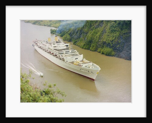 'Oriana' Passing through the Panama Canal by unknown