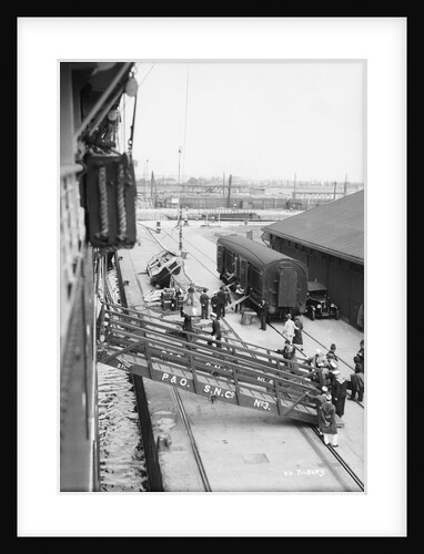 Tilbury dock, England by Marine Photo Service