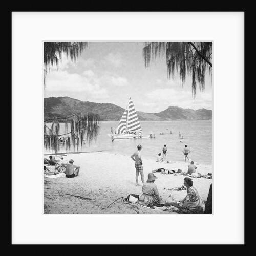 Honolulu, Oahu, Hawaiian Islands, USA by Marine Photo Service