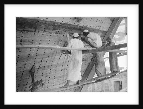 Repairing and recaulking hull planking by Alan Villiers