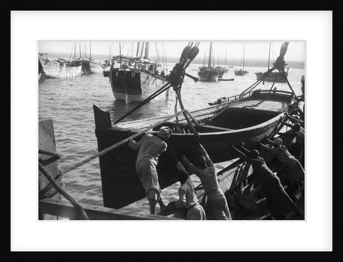 Jalboot being launched for sale in Mombasa by Alan Villiers