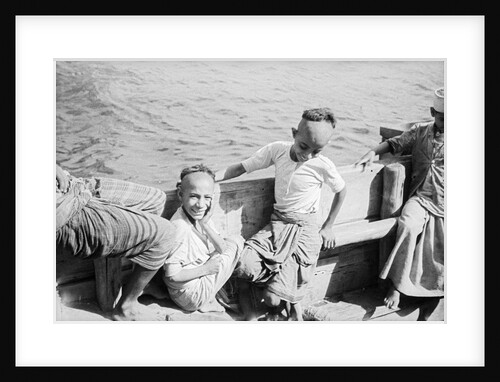 Hadhrami children on board the 'Triumph of Righteousness' by Alan Villiers