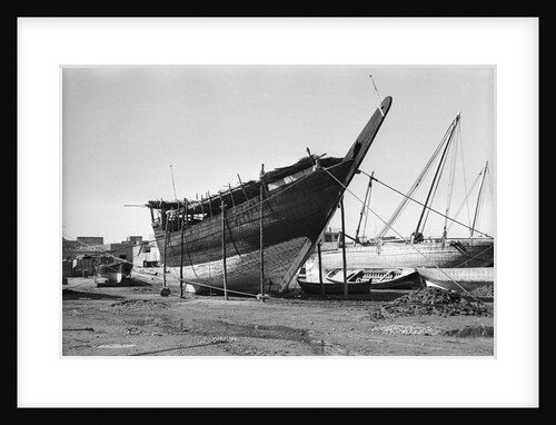 Quarter view of bow and stem-piece of a typical Kuwaiti boom by Alan Villiers