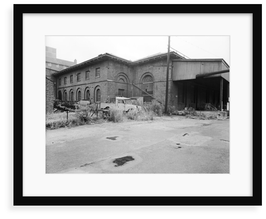 The smithery in Woolwich Dockyard by unknown