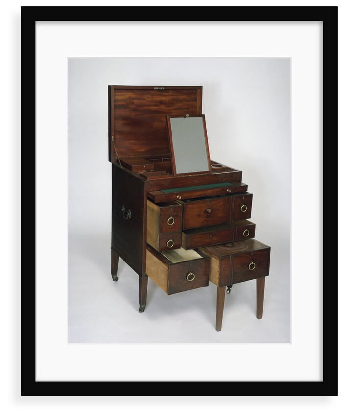 Travelling chest by unknown