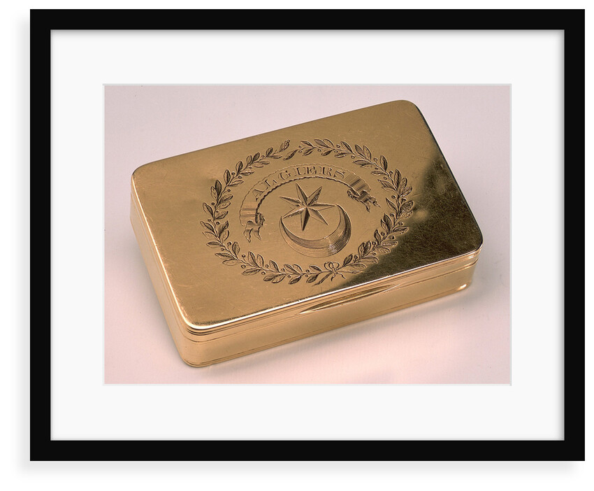 Gold snuff box by Alexander James Strachan