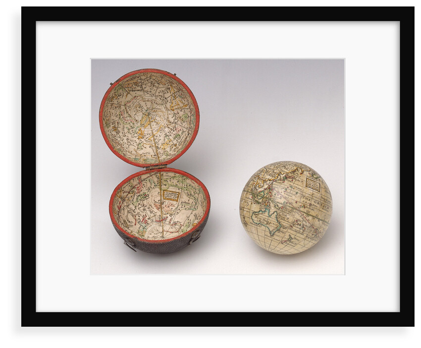 Sphere and case by Moll