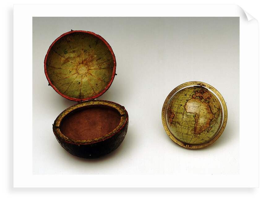Sphere and case by Newton