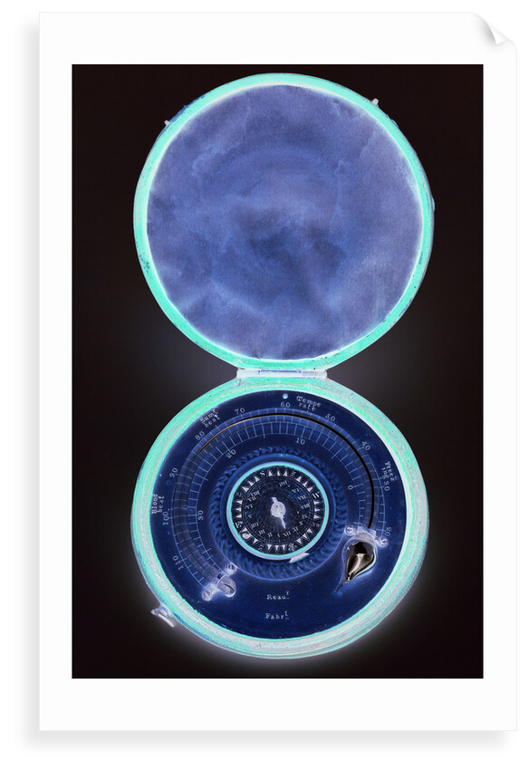 Magnetic dial, with case by Thomas Staight