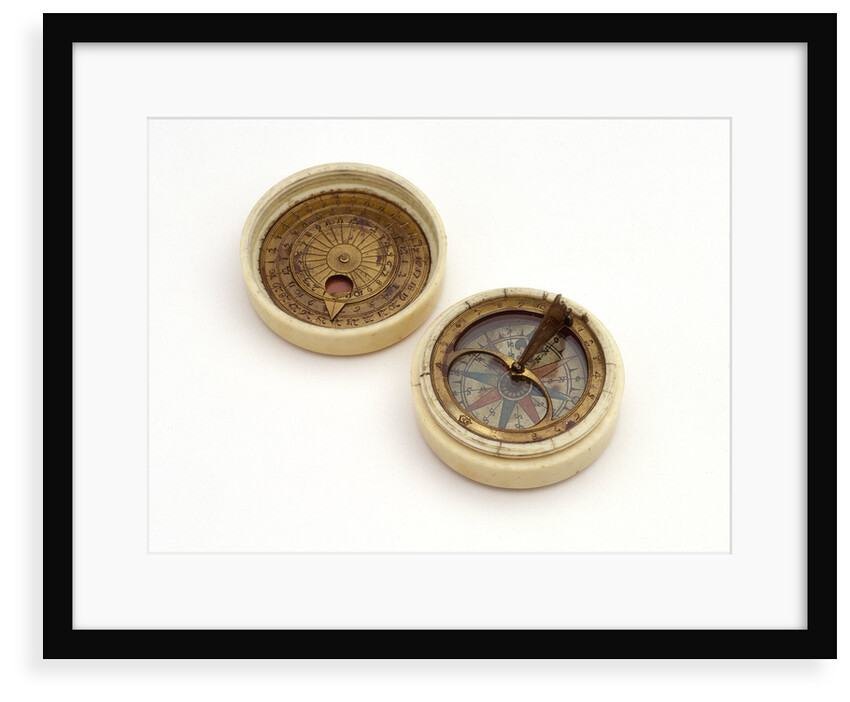 Compass dial, with lid by unknown