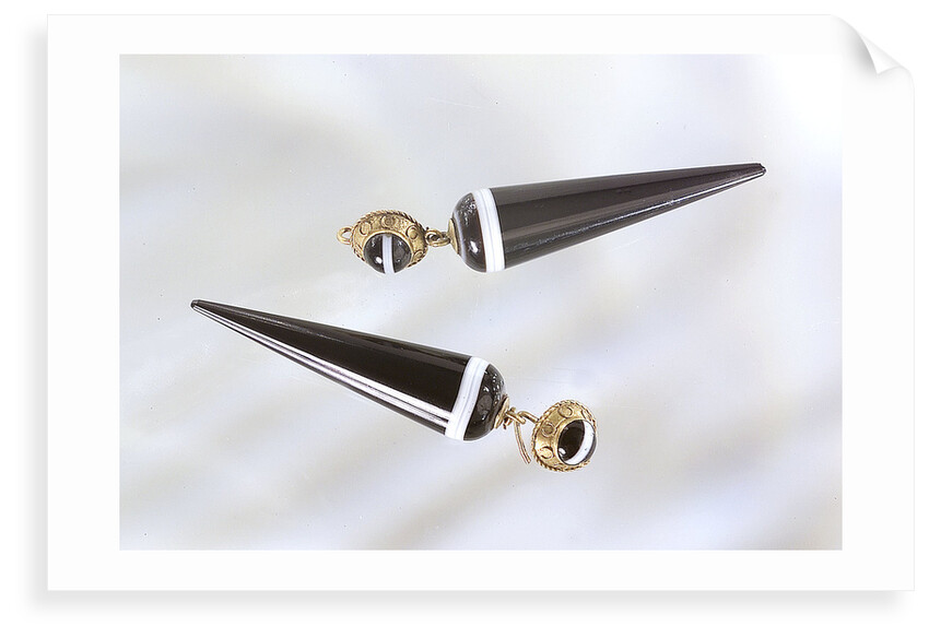 Earrings by unknown