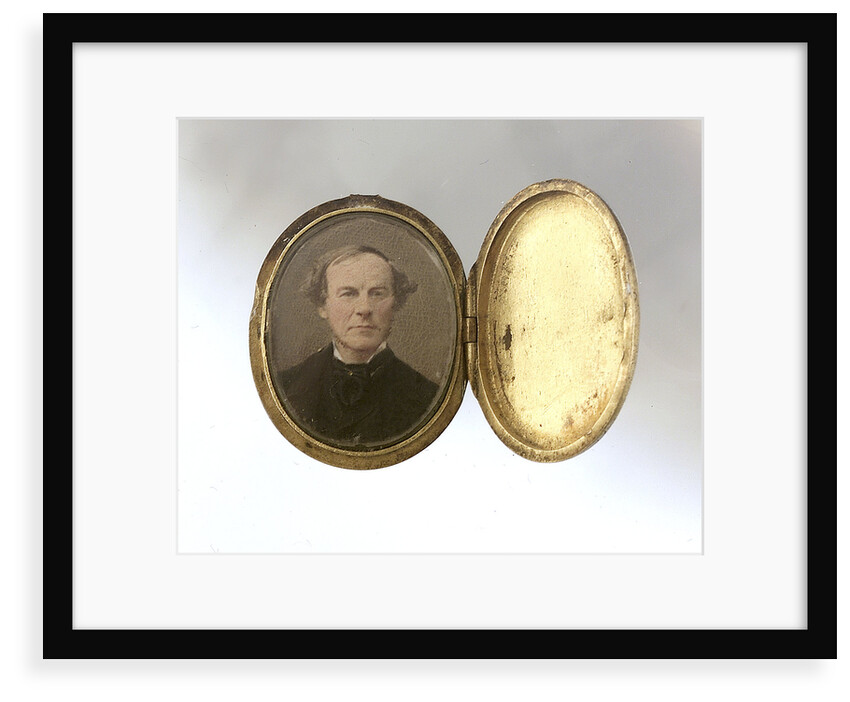Locket by unknown