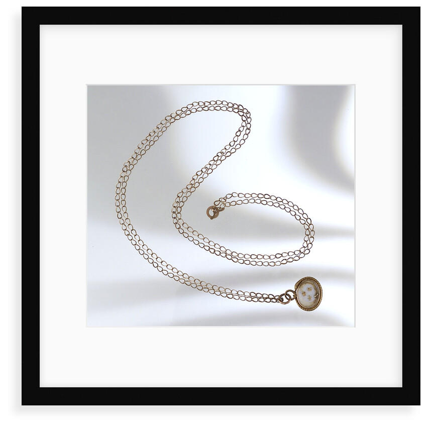 Locket by unknown