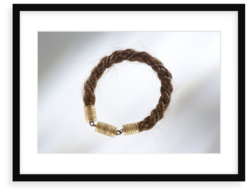 Bracelet commemorating Horatia Nelson-Ward (1801-1881) by unknown