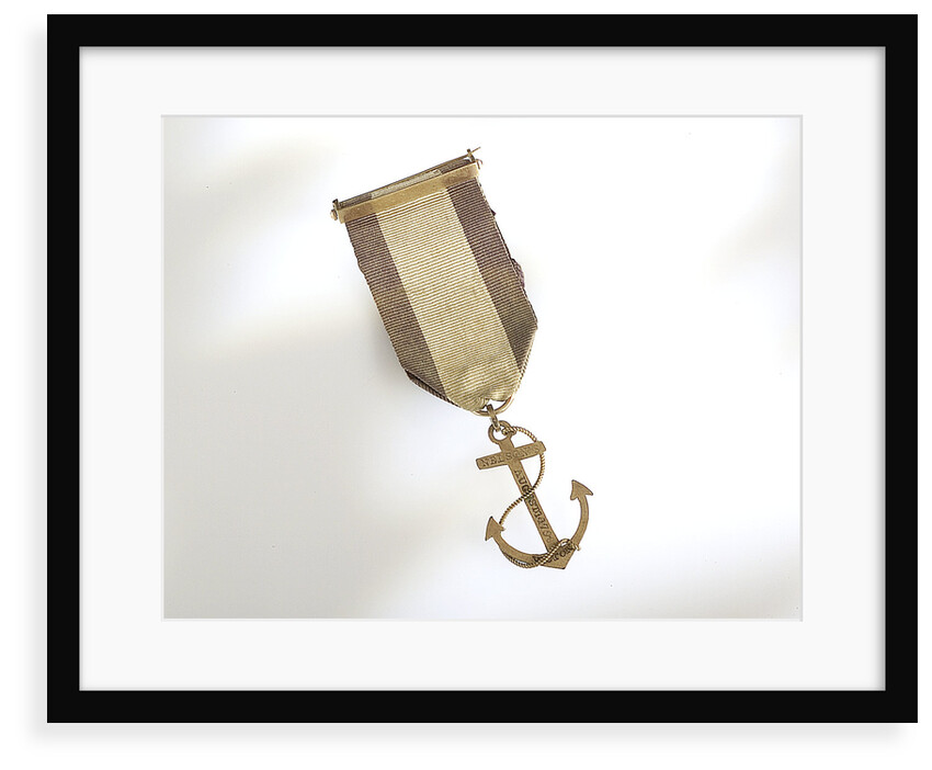 Gold pendant by unknown