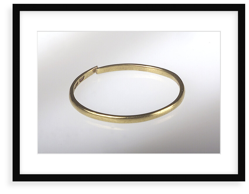 Wedding ring by unknown