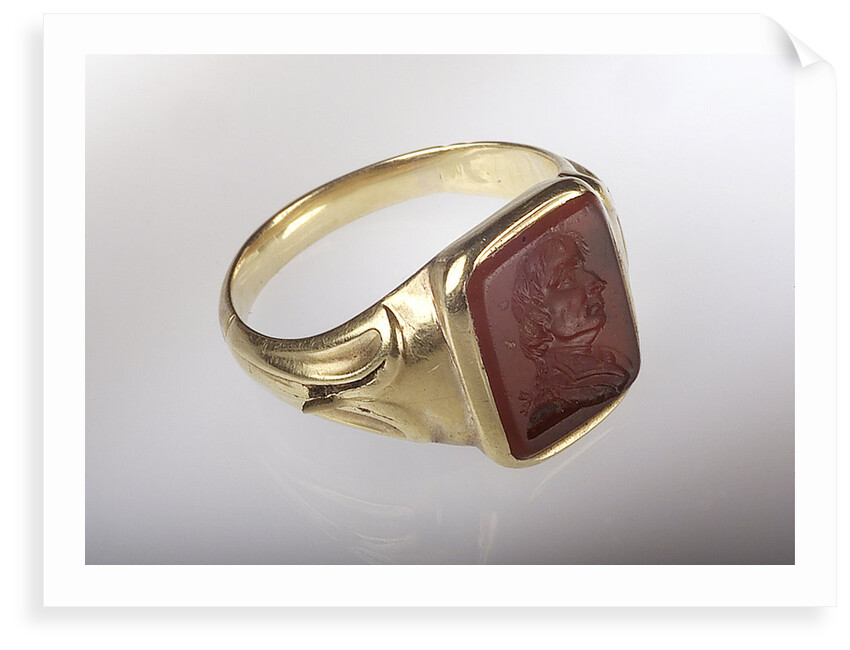Gold ring by unknown