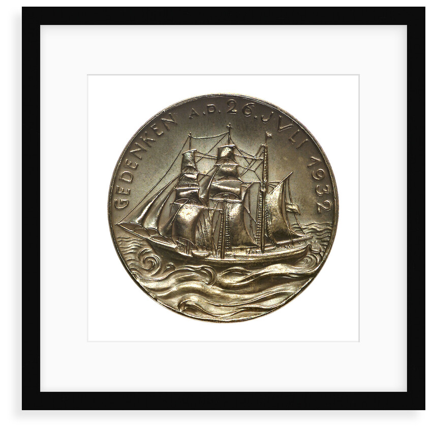 Medal commemorating the loss of the training ship SS 'Niobe', 1932; obverse by Karl Goetz