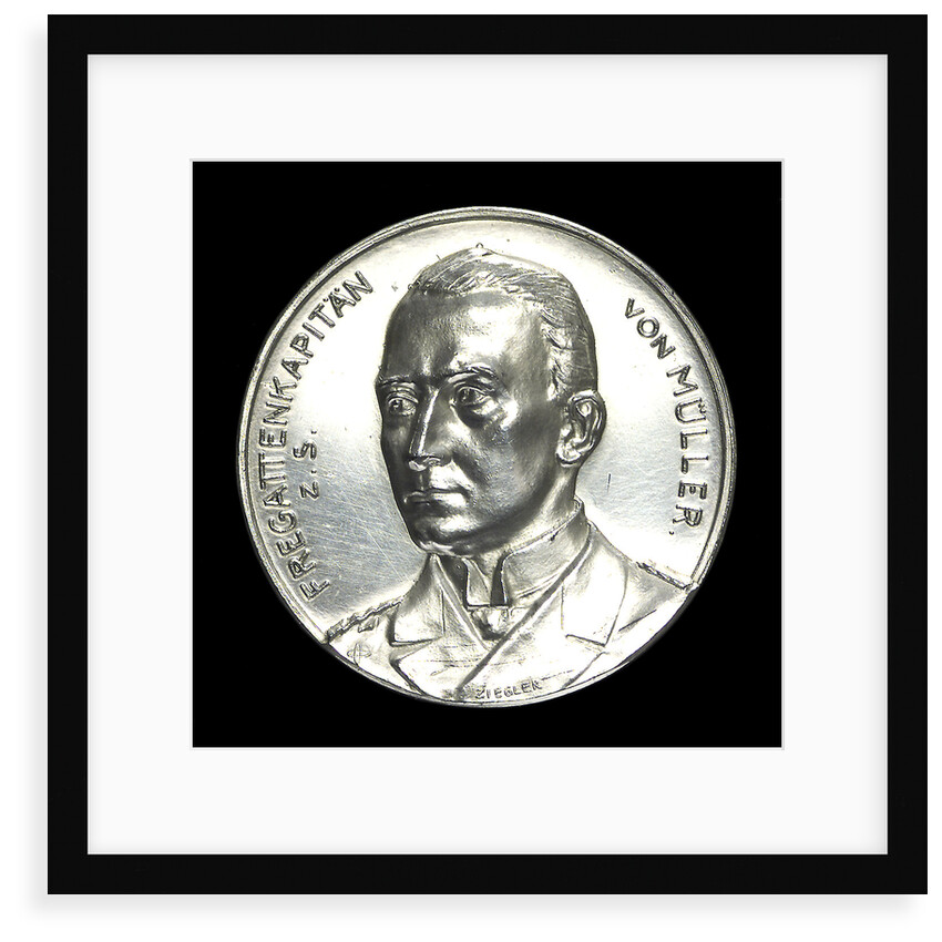 Medal commemorating Captain Karl von Müller (1873-1923) and the cruiser 'Emden' by H. Ziegler