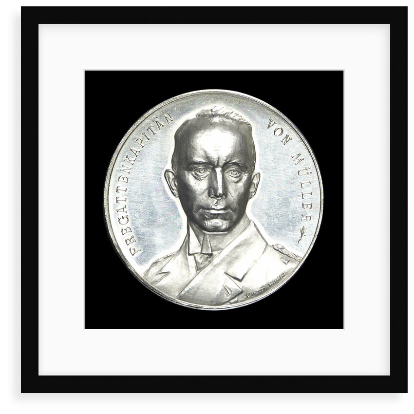 Medal commemorating Captain Karl von Müller (1873-1923) and the cruiser 'Emden' by L.C. Lauer