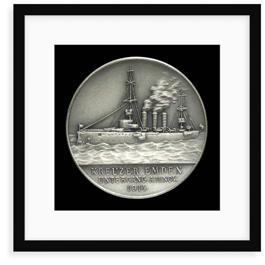 Medal commemorating Captain Karl von Müller (1873-1923) and the cruiser 'Emden' by Unknown