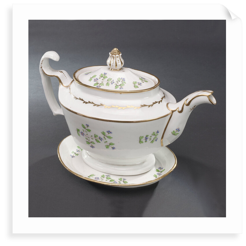 Teapot, part of a set reputedly belonging to Vice-Admiral Horatio Nelson (1758-1805) by John Rose & Co.