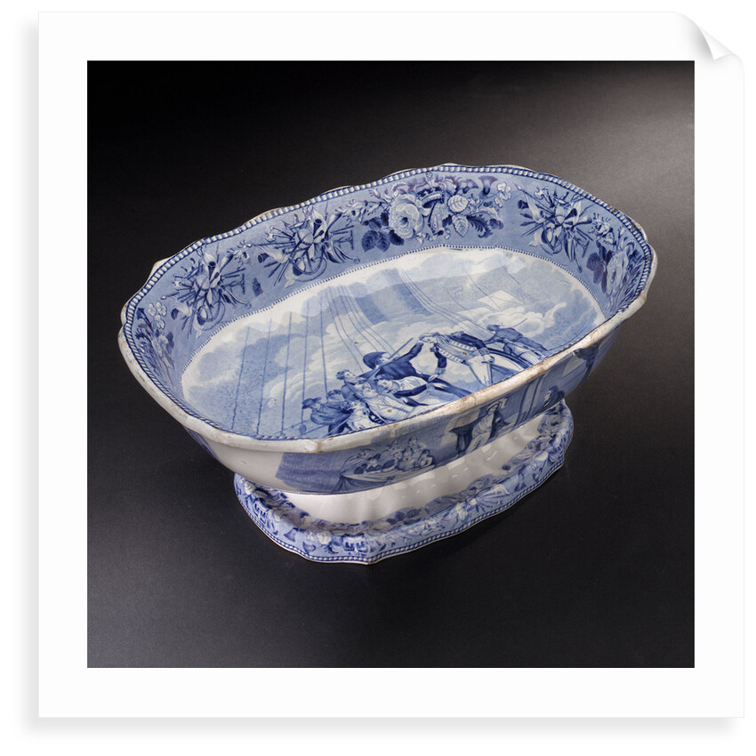 Earthenware dish by Josiah Spode