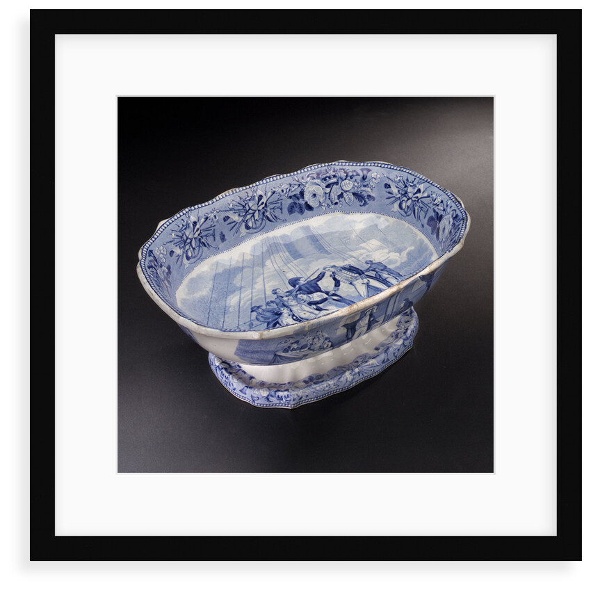Earthenware dish by Josiah Spode