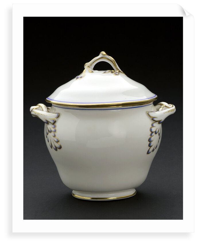 Porcelain bowl with lid by Unknown