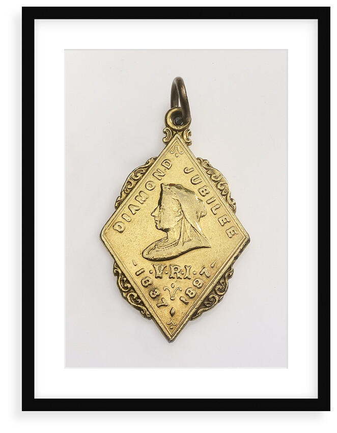 Pendant - reverse by unknown