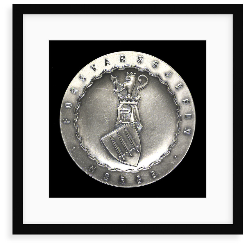 Commemorative medal; obverse by Knut Larsen