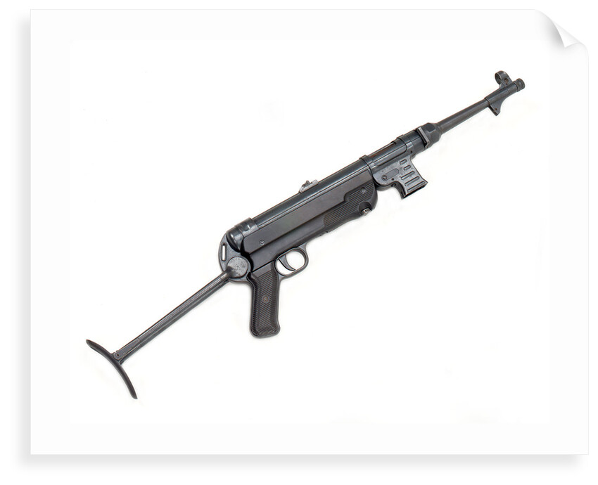 MP 40 Submachine gun by Steyr-Daimler-Puch