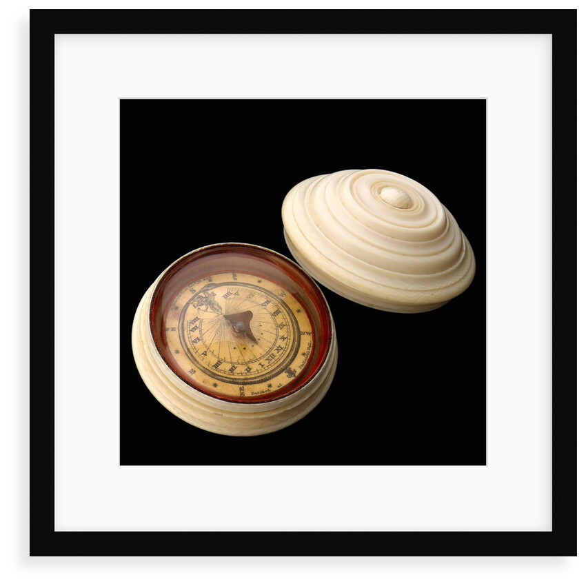 Magnetic dial, with lid by Samuel Porter