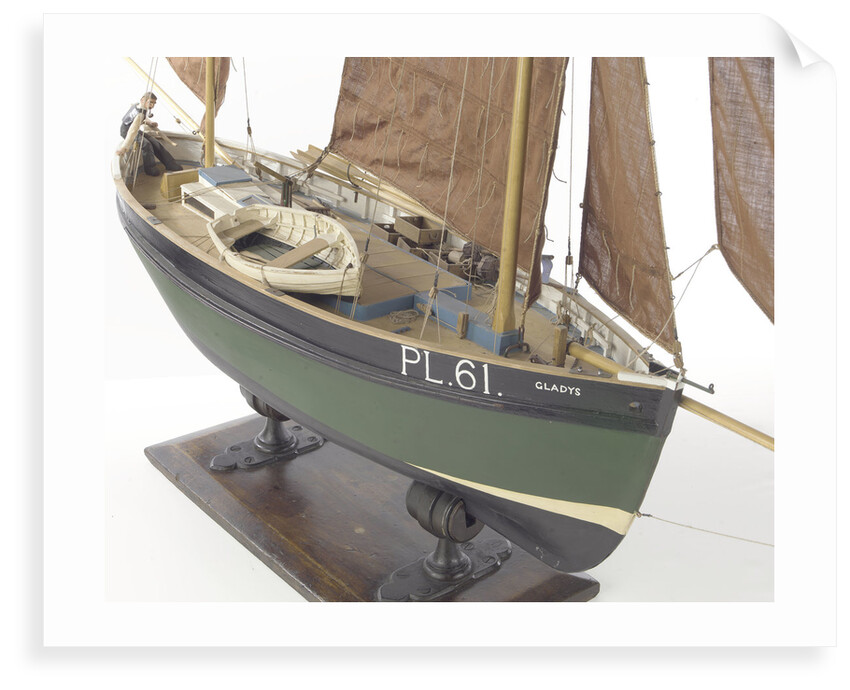 'Gladys', starboard by Alistair Brown