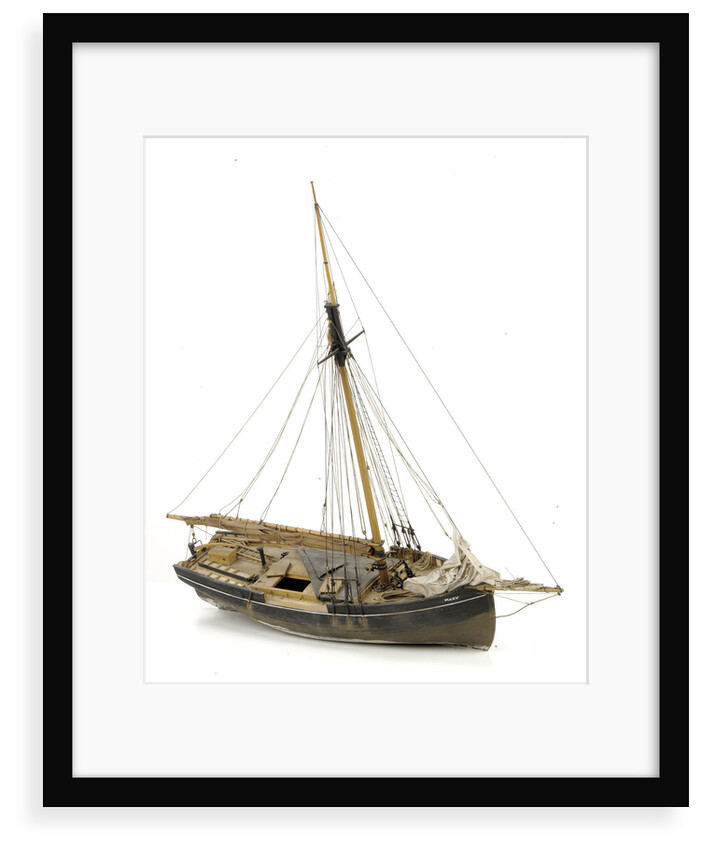 'Mary', starboard by Kenneth Britten