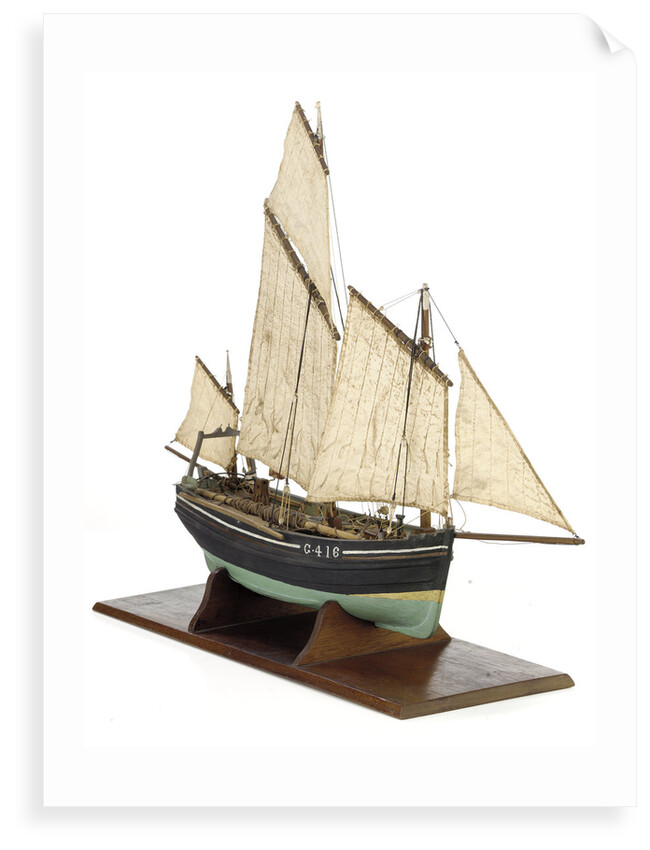 Full hull model, chasse marie, starboard by unknown
