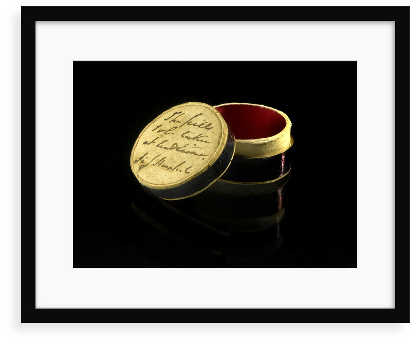 Pill box containing 'Apophyllite' by Unknown