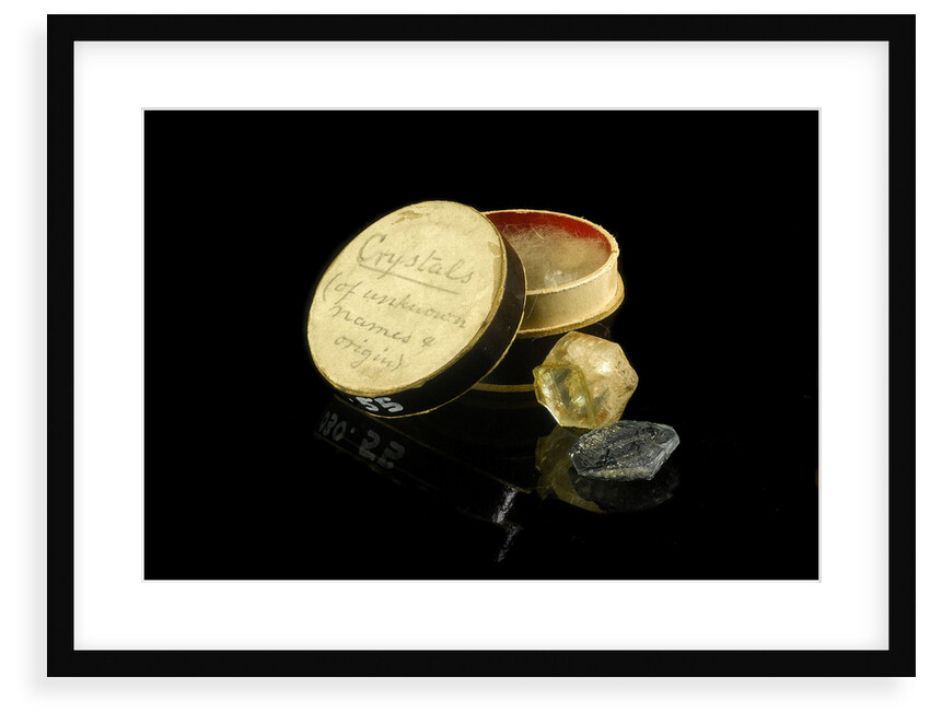 Pill box containing alum by Unknown