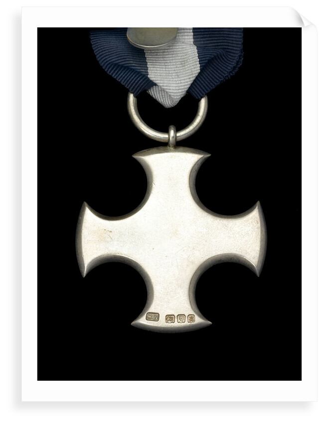 Distinguished Service Cross, reverse by Garrard & Co.
