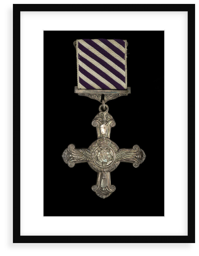 Distinguished Flying Cross 1919-1936, obverse by John Pinches