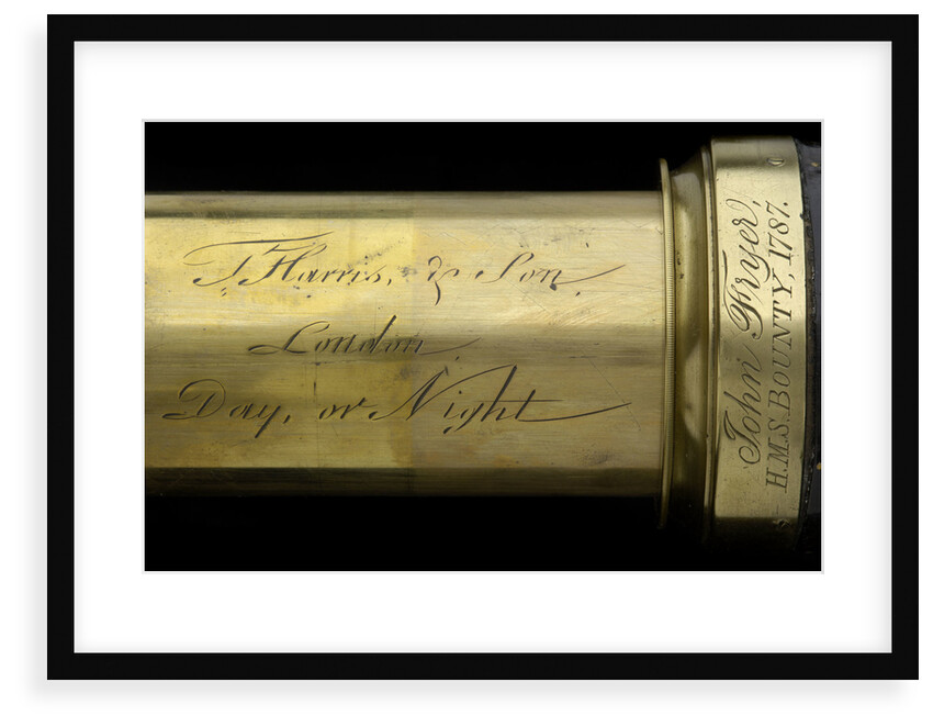 Day or night telescope- draw tube inscription by Thomas Harris & Son