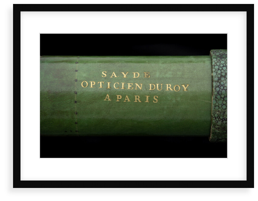 Portable telescope - inscription by Sayde